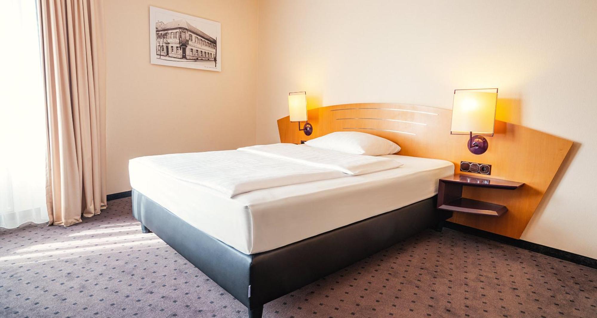 Victor'S Residenz-Hotel Frankenthal فرانكنتال الغرفة الصورة